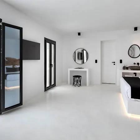 Psarou Black 2 Villa